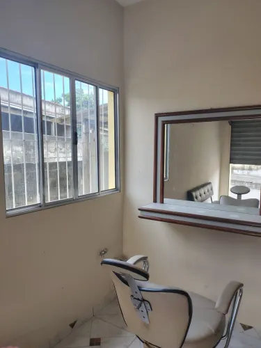 Alugo salão/barbearia montado 