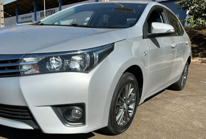 Toyota Corolla XEI 2.0 Flex 16V Aut. 2016