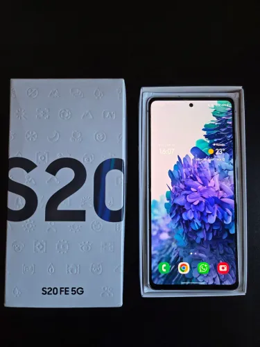 Samsung Galaxy S20 FE 5G 128GB - Na Caixa + Carregador e Capa