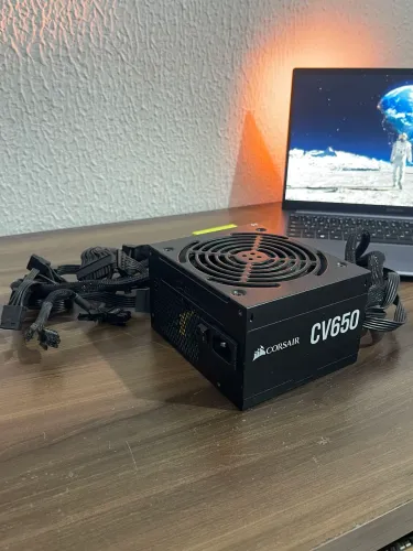 Fonte Corsair CV 650w - Aceito cartão e Entrego