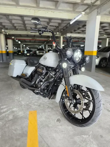 Harley-Davidson Touring Road King Special 2024