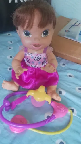 Baby Alive Comer e Brincar .