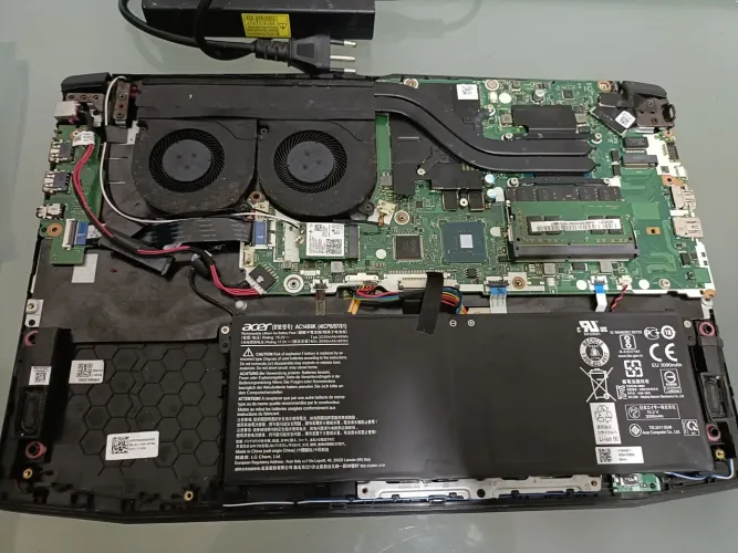 Notebook nitro 5 AN515-52 SERIES I5 8GEN GEFORCE GTX1050 4GB DDR5 16GB RAM