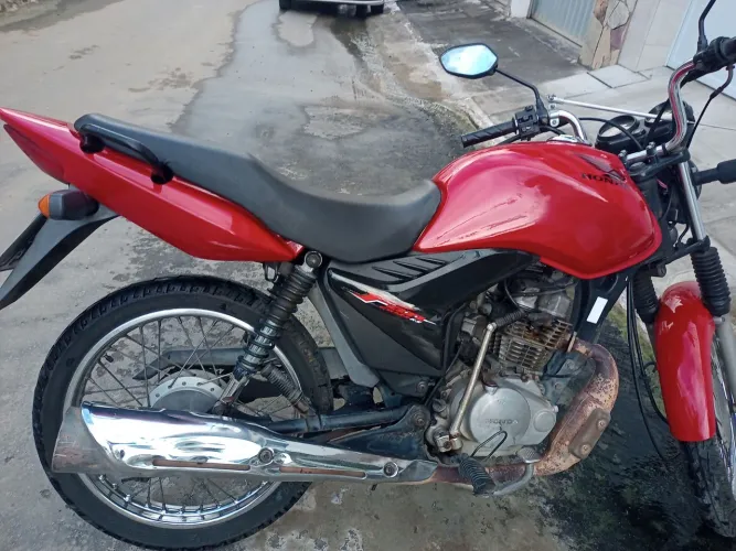 Vendo moto fam 125