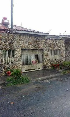 Casa com 4 dormitórios à venda, 200 m² por R$ 320.000,00 - Cecap - Lorena/SP