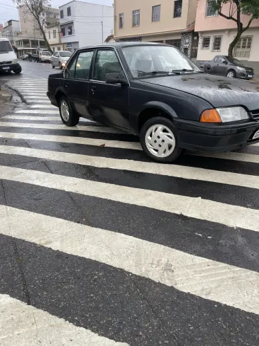 Chevrolet Monza GL 2.0 Efi/sl/l/650/club/barc.2e4p 1995