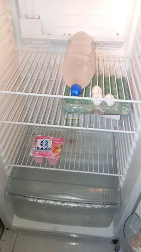 Geladeira vendendo 700 reais não entrego