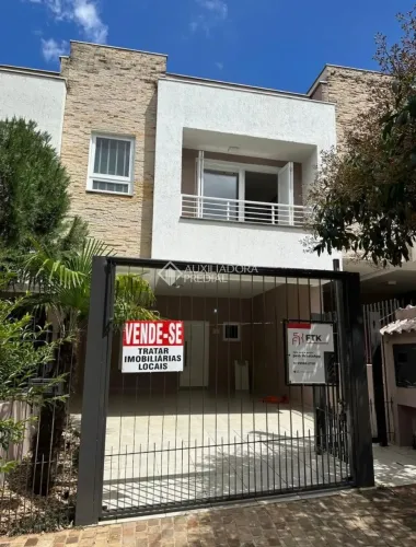Sobrado à venda no Bairro Universitário em Lajeado
