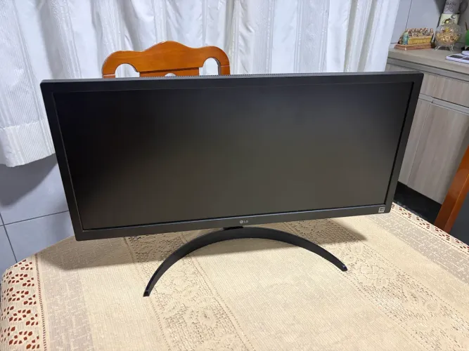 Monitor LG Ultrawide 26 Polegadas FULL HD 75Hz 1ms