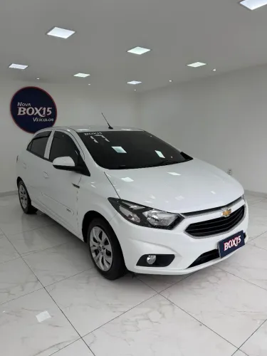 Chevrolet Onix Hatch LT 1.0 8V Flex Mec. 4P 2017
