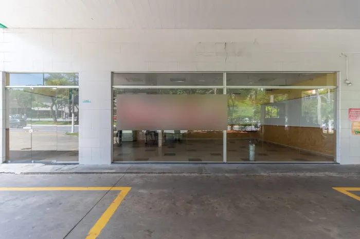Loja em posto na Avenida Luiz Dumont Villares, N. 1422 - Loja 1 98 m²