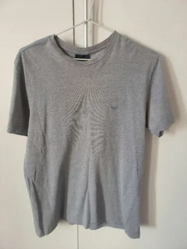 Camiseta Domno. Usada. 