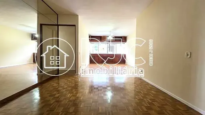 Apartamento com 111m² próximo ao metrô Uruguai e Praça Xavier de Brito com 3 quartos, suít