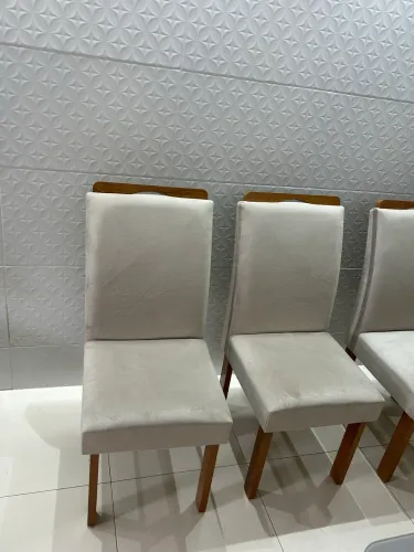 Vendo 4 cadeiras Super Novas, Conservadas! Não foi usadas 