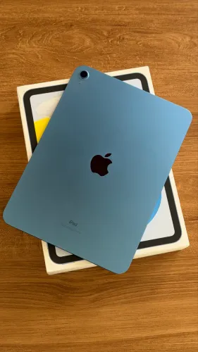 iPad 10 64GB - Com caixa