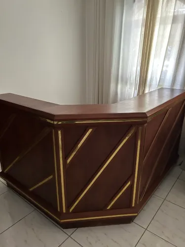 Bar de madeira
