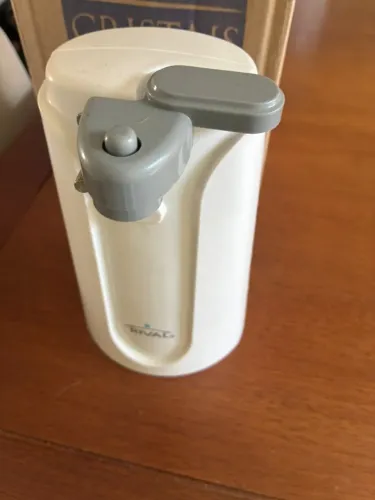 Abridor de latas automático importado 110v