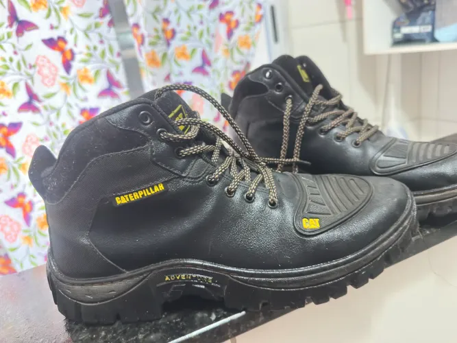 Bota masculina