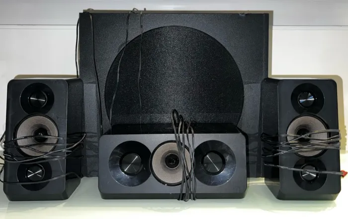 HOME THEATER PHILIPS COM SUBWOOFER E CAIXAS DE SOM