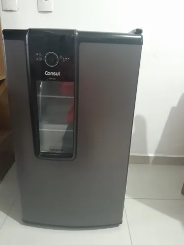 Cervejeira Consul Titanium,82l,220v
