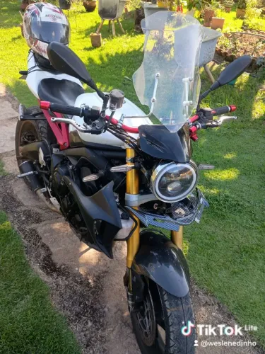 Vendo Triumph 128 c