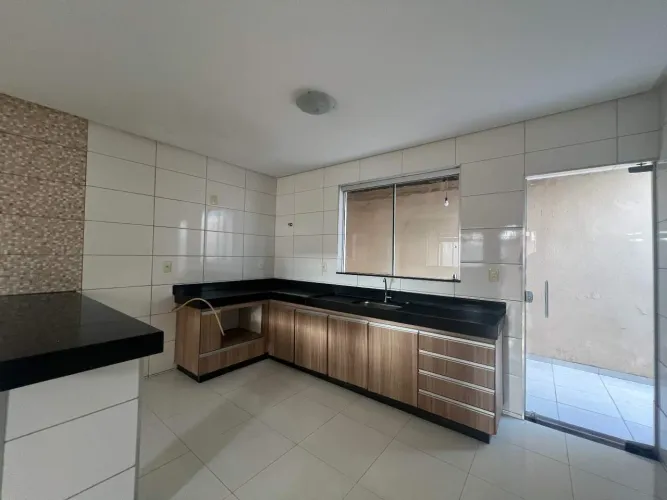 Casa para aluguel, 3 quartos, 3 vagas, Dona Rosa - Divinópolis/MG