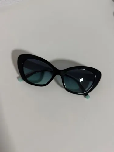 Óculos de Sol Tiffany & Co. TF4158 8001/9S Original - Cat Eye Diamond Point - Preto