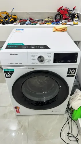 Lava e seca Hisense 13/8kg inverter