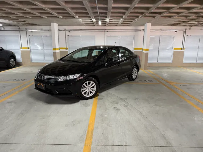 Honda Civic Sedan LXS 1.8/1.8 Flex 16V Aut. 4P 2013