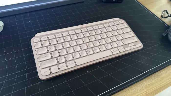 Logitech MX Keys Mini Rosa