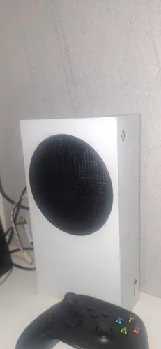 Vendo ou troco xbox séries s