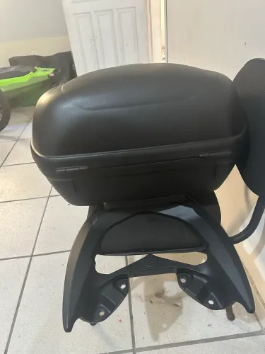 Baú Givi Universal