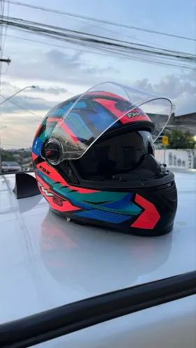 capacete FW3