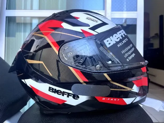 TOP de linha Capacete Bieffe B-Fast Acabamento Lindo Óculos Interno Impecável na CAixa