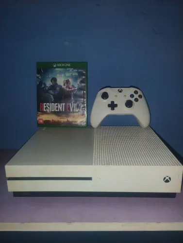 XBOX ONE S 1TB, + 4 JOGOS MIDIA FISCAS