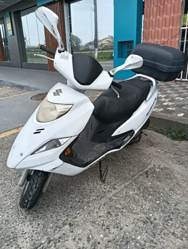SUZUKI BURGMAN 125i 2014/2015