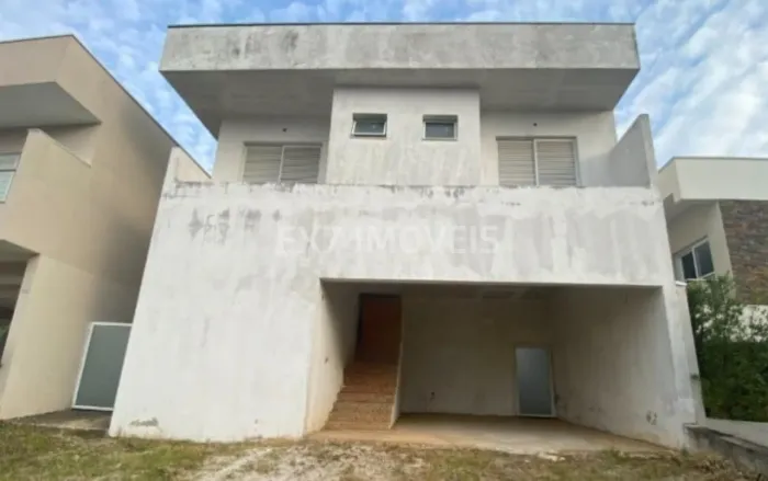 Casa de Condomínio à venda no Swiss Park, Campinas-SP, com 4 suítes e 300m² de área!