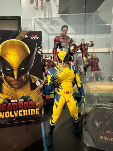 Wolverine ZD TOYS impecável