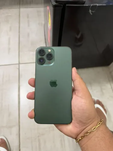 Vendo iPhone 13 pro max 128gb todo original, tenho caixa aceito ofertas pra sair hoje.
