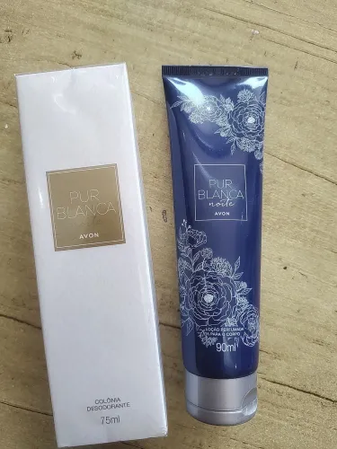 PUR BLANCA NOITE Avon kit NOVO LACRADO