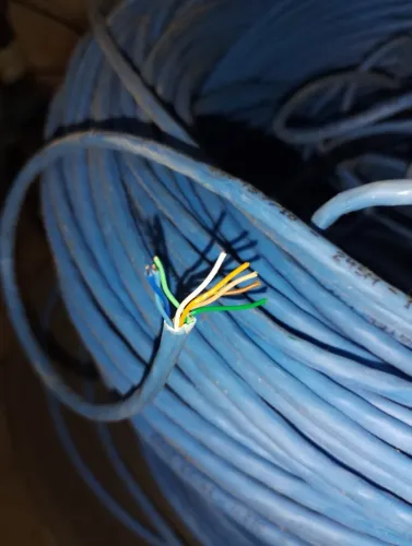 Cabo de rede , internet, interfone