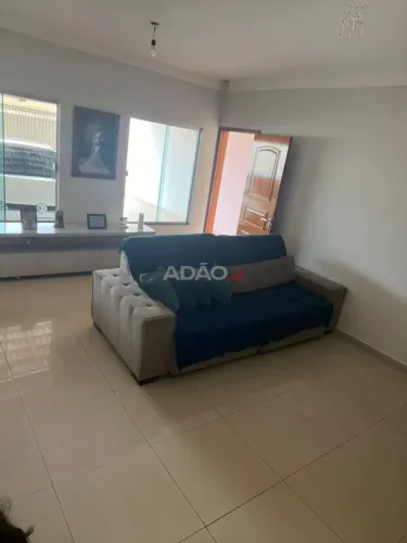 Casa próxima ao Passeio das Águas Shopping