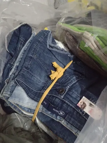Roupas e calçados(leia o anúncio)