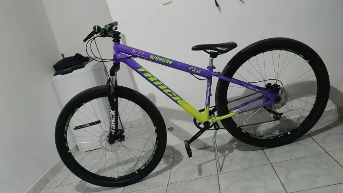 Nova lilás