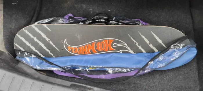 Shake Hot Wheels com kit de proteção