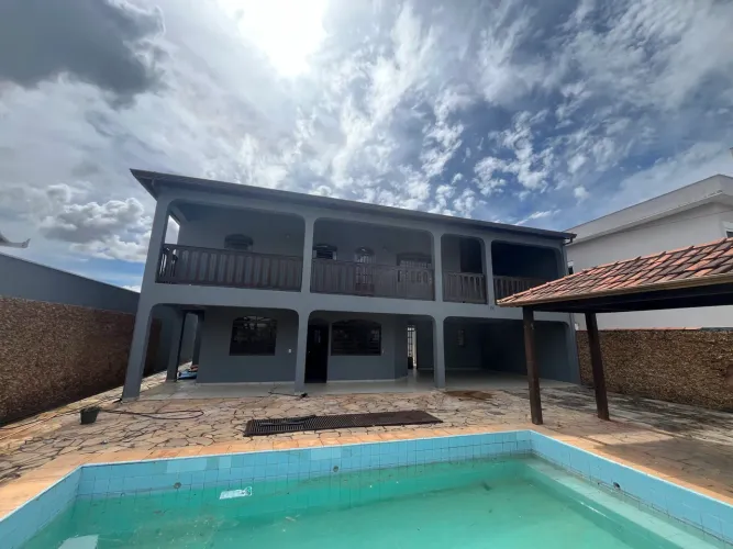 Casa a venda Sobradinho / Condomínio morada dos nobres