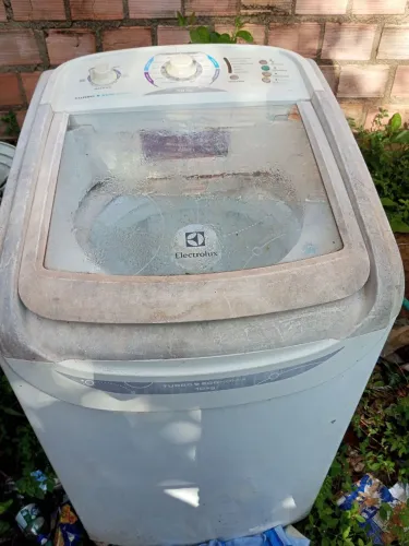 Conserta-se máquina de lavar roupa em domicílio
