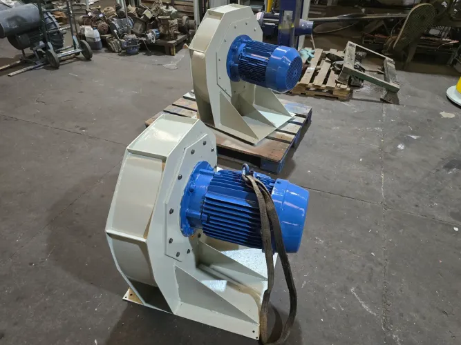 2 VENTILADORES DE 15 CV 220/380