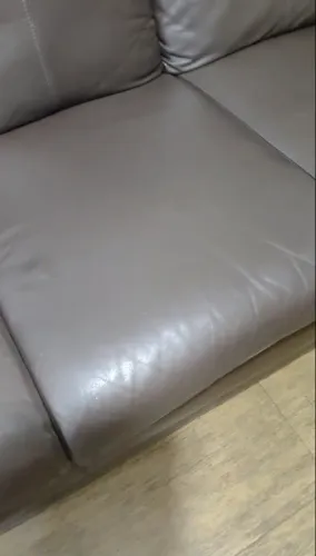 sofa de couro 3 lugares
