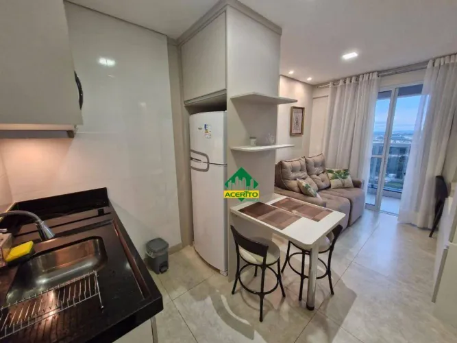Apartamento com 1 dormitório para alugar, 33 m² por R$ 2.720,00/mês - Edifício UpTown - Ar